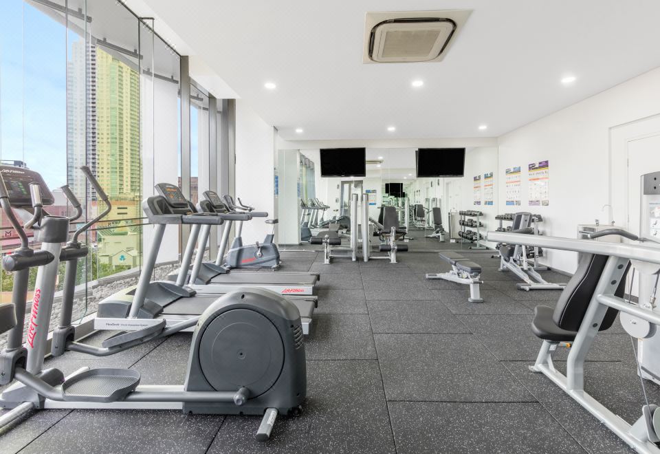 Meriton Suites Campbell Street