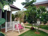 Sea Beach Koh Larn 1