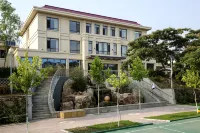 Fish Village Hostel Hotels in Wafangdian