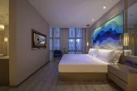 桔子酒店（上海浦東國際機場店） 鄰近Trip.com 外幣兌換（Trip.com浦東機場T1國際出發控制區內取鈔點）的酒店