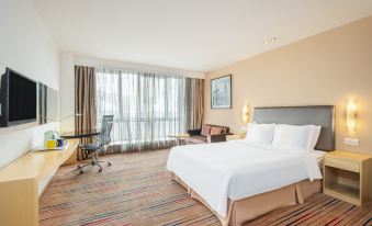 Holiday Inn Express Changzhou Center(Changzhou Qingguo Lane)