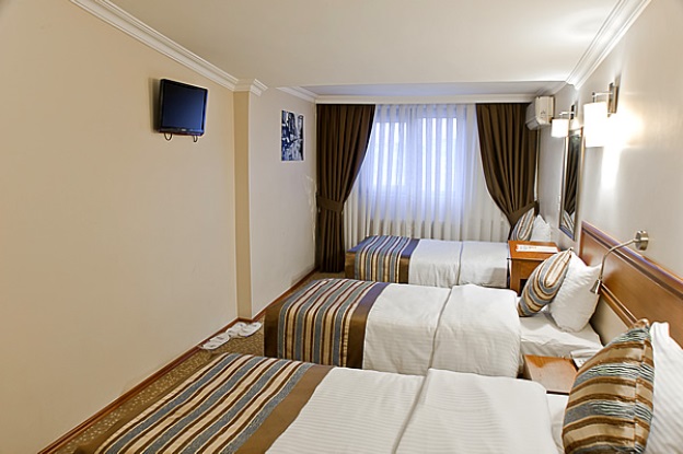 Avlonya Hotel