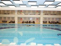 海东凯博酒店 - 室内游泳池