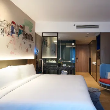 Capri by Fraser, China Square / Singapore Отели рядом с достопримечательностью «Комплекс Раффлз-Сити»