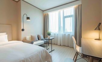 HanTing Hotel (Xi'an Jingwei Industrial Park Changqing West Road)