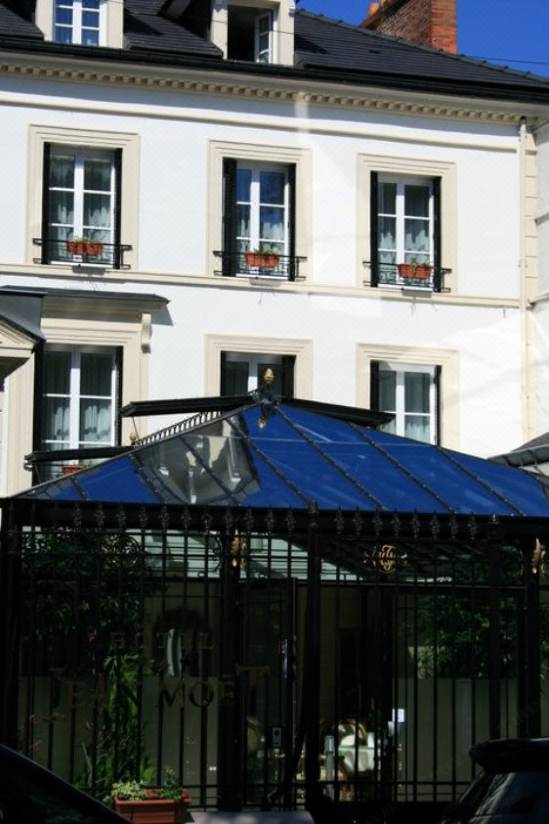 Hotel Jean Moët-Epernay Updated 2022 Room Price-Reviews & Deals | Trip.com