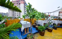 Smile Face Lane Long Time No See Yonth Hostle (Chengdu Wuhou Temple Commercial Area) - Hostellit