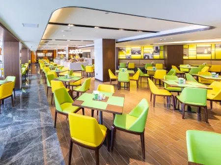 Hampton by Hilton Suzhou Jinji Lake Отели рядом с достопримечательностью «The Gate of the Orient»