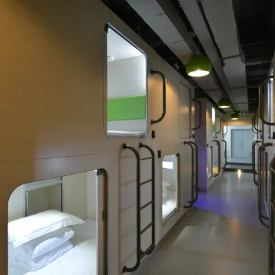 Qiyou Capsule Youth Hostel Hotel dekat Museum Shenzen