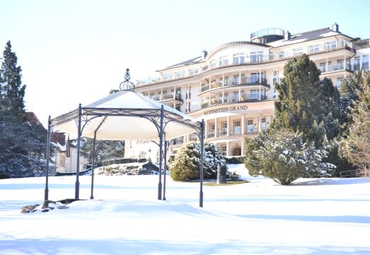 팔켄스타인 그랜드 호텔 수영장