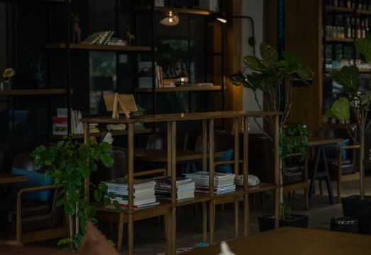 Guanghan Shuilinglong Lakeside Resort Hotel (Yijiaheba Scenic Area) Hotel Overview