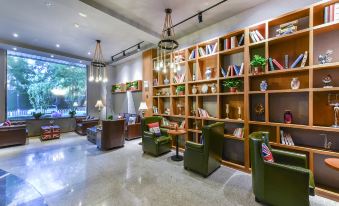 James Joyce Coffetel (Beijing South Railway Station Guanganmen Youan Hospital)