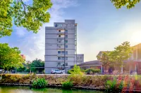 Langyue Business Hotel