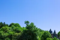 Jinling Holiday Hotel - con vista montagne