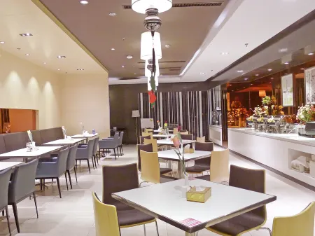 Jinjiang Inn Select (Yangzhong Middle Yangzi Road)