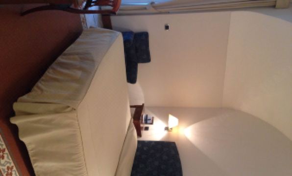 Hotel Flora - Housity