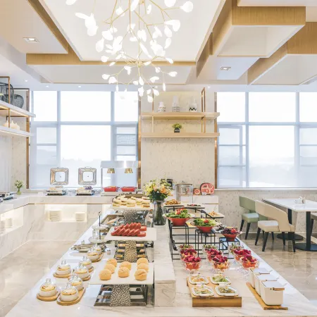 Atour Hotel (Ningbo Airport Yinzhou Avenue)