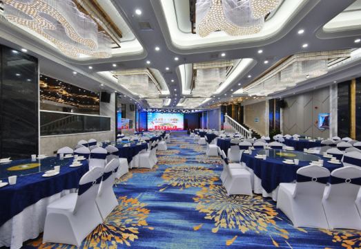 조식 식당 및 조망