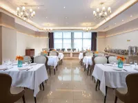 Venus International Hotel (Qiqihar Longhua Road Central Dashang New Mart) Hotels in Qiqihar