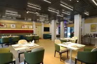 Nyingchi Zangnan Taogu Hotel Hotel a Nyingchi