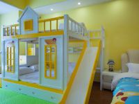 广州竹蜻蜓服务公寓 - 熊猫滑梯三床房