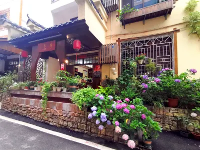 Zhangjiajie Xianglian Inn Các khách sạn gần Shentang Bay