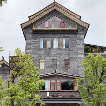 Fumin Hanxiangju Chinese Inn