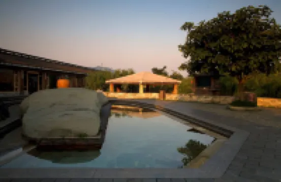 West Canyon Hot Spring Hotel