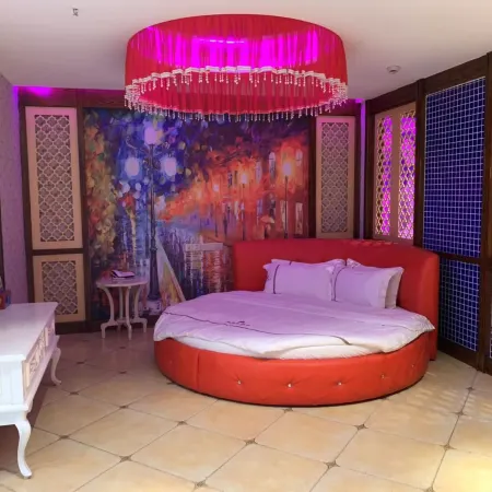 Jinghai Grand Hotel (Chongyang Qianjin Road)