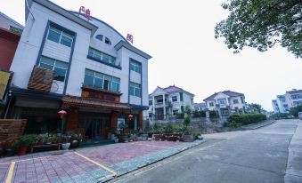 Tianmu Lake Huayang Hotel