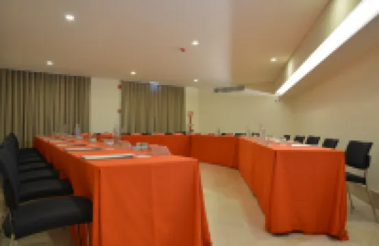 圖裡姆林蔭大道酒店