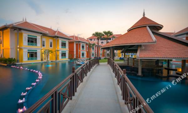 The Royal Family Suite by Memoire Palace Resort & Spa
