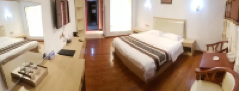 Zanda Xiangxiong Hotel