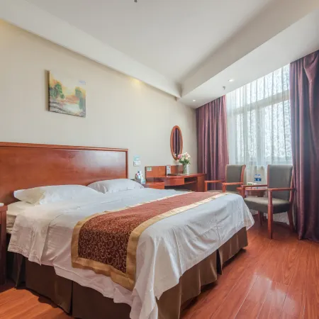 Qijiang Huating Express Hotel