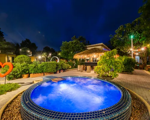Bangkok Grand Resort Hotels in Bang Sao Thong