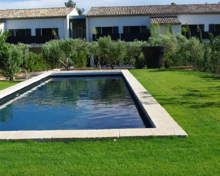 Bdesign & Spa Hotels in Paradou