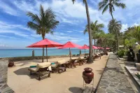 Puri Mas Boutique Resort & Spa - Beach