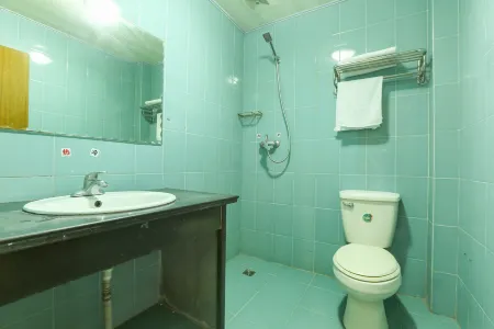 Changxing Zhenxu Hotel Отели рядом со станцией Changxing South Railway Station