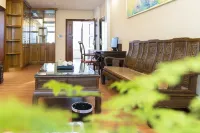 Baoshan Jiahu Hotel