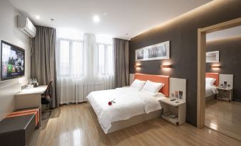 7 Days Premium (Zaozhuang Tai'erzhuang Old Town)