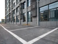 Nianbai Yulan Hotel (Feidong Platinum Center Baogong Avenue) - parking