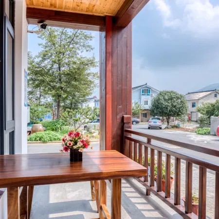Yixing Zhuyuanchun Hotel (Zhuhai Scenic Area)
