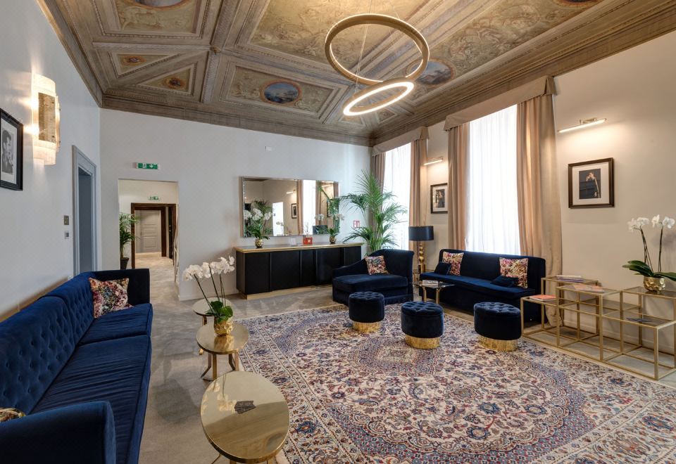 팔라초 탈리아 호텔 수영장