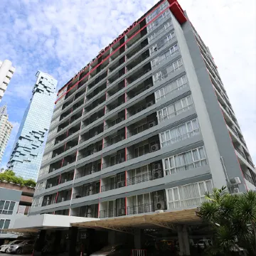 FuramaXclusive Sathorn, Bangkok Отели рядом с достопримечательностью «Саторн»