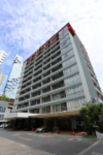 フラマエクスクルーシブ サトーン Sky Villas周辺のホテル