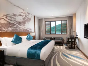 Tanshan Hotel
