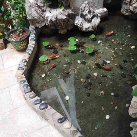Maitreya Hongxiang Hotel (Honghe Water Town Giant Century Square Branch)
