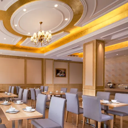Vienna Hotel (Wuhua Anliu Branch)