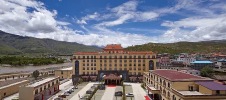 Tianhe Tibetan Culture International Hotel