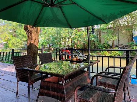 Ningbo Tiangong Yuanhe Yaju Отели рядом с достопримечательностью «The University of Nottingham Ningbo»